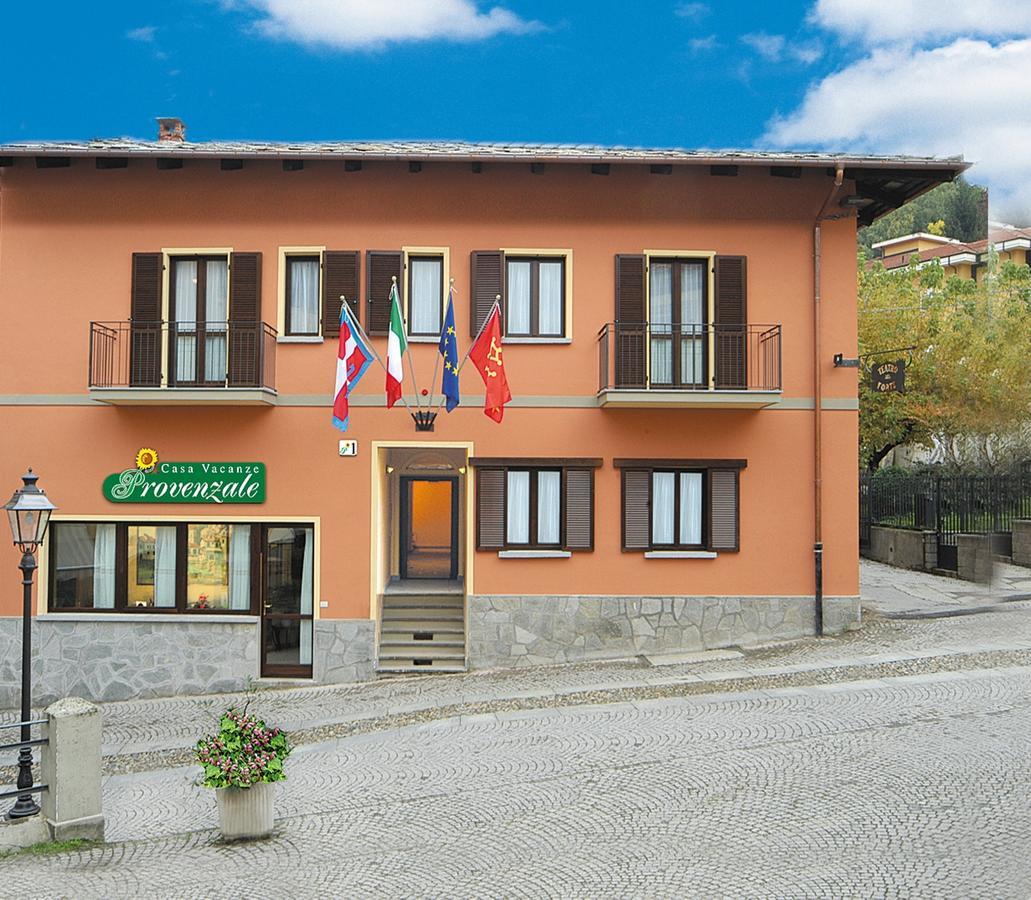 Casa Vacanze Provenzale Torre Pellice Buitenkant foto