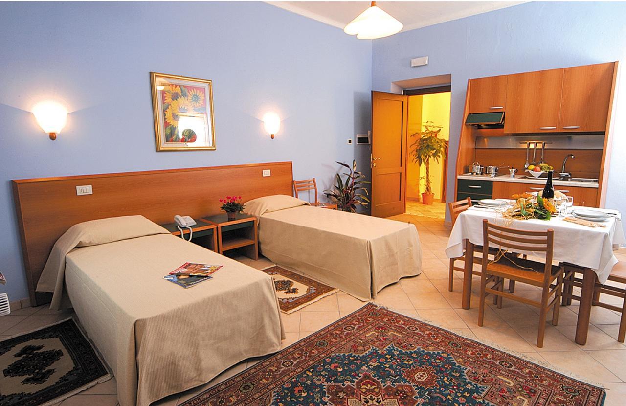 Casa Vacanze Provenzale Torre Pellice Kamer foto