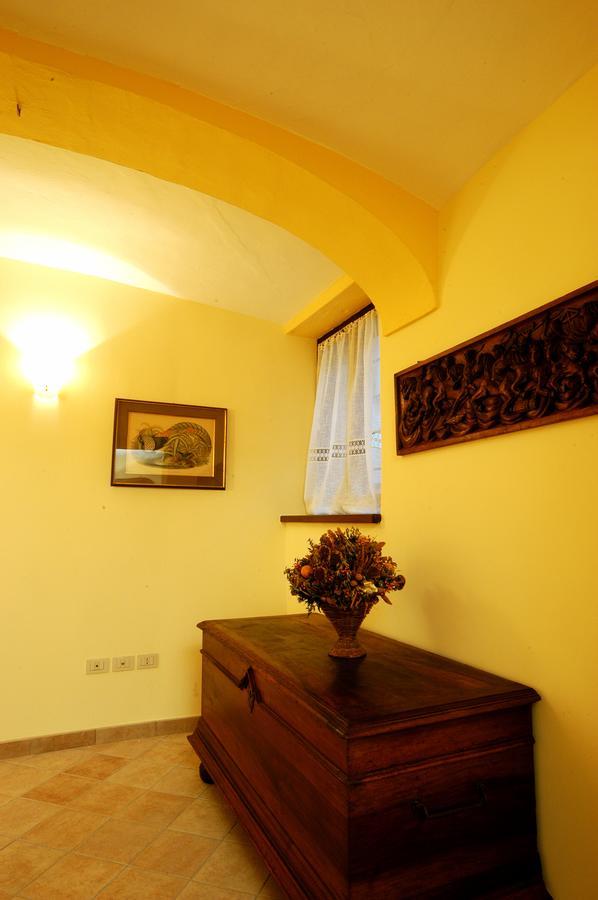 Casa Vacanze Provenzale Torre Pellice Buitenkant foto